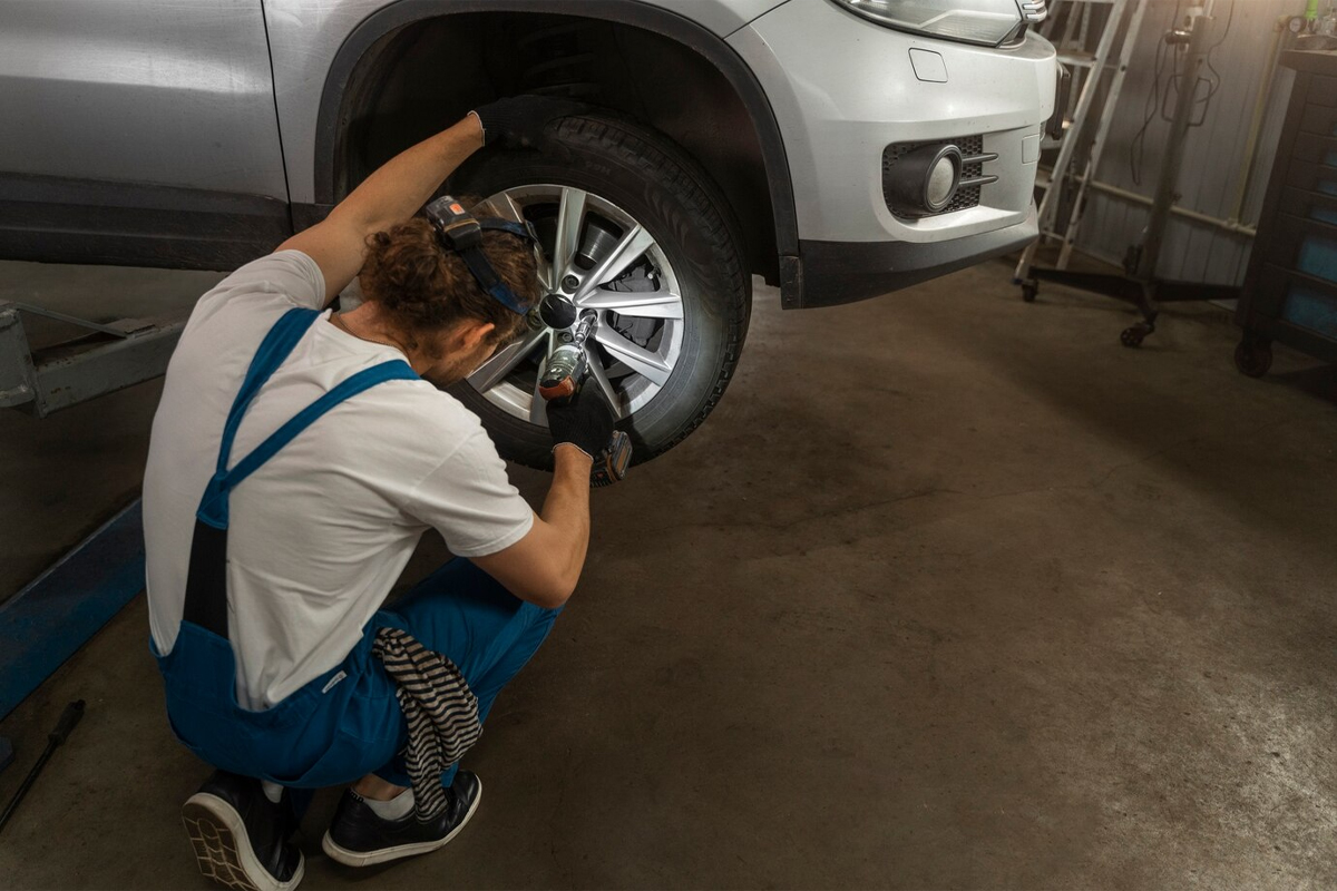 Maximize Your Mileage: Expert Tire Rotation Services at I-10 Chrysler Dodge Jeep Ram Image 03